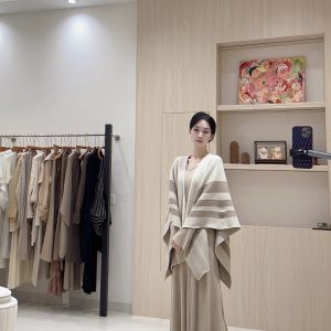 Women's Long Sleeve Knit Dress 2025 Winter Base Layer Slimming Sweater Dress
